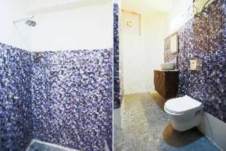 OYO 48746 Moonlight Residency