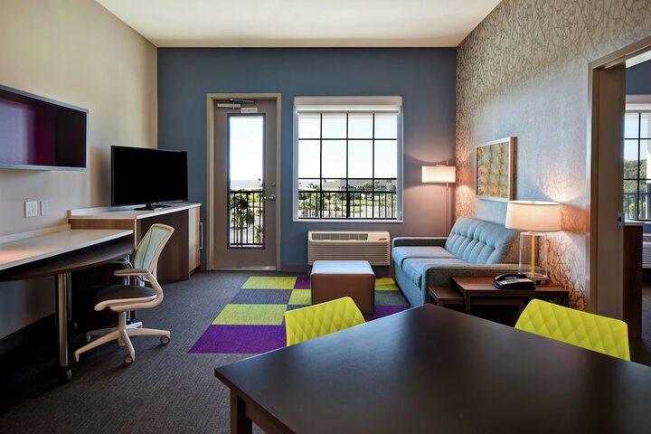 Room 9 of 47