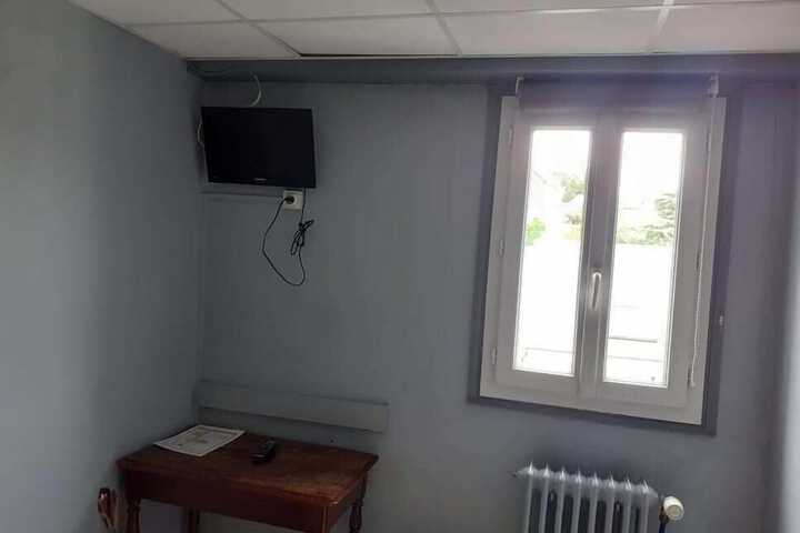 Room 34 of 47