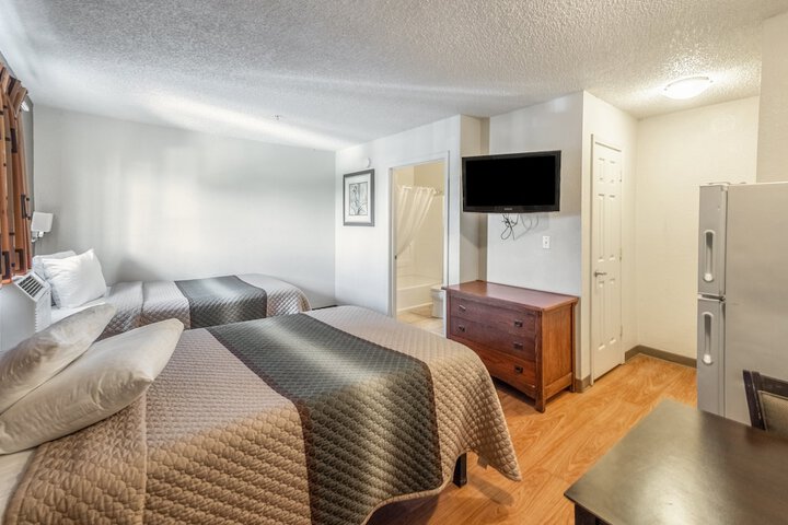 Studio 2 Double Beds (1 of 9)
