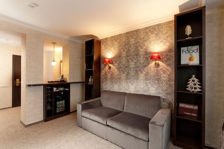 Room 41 of 120