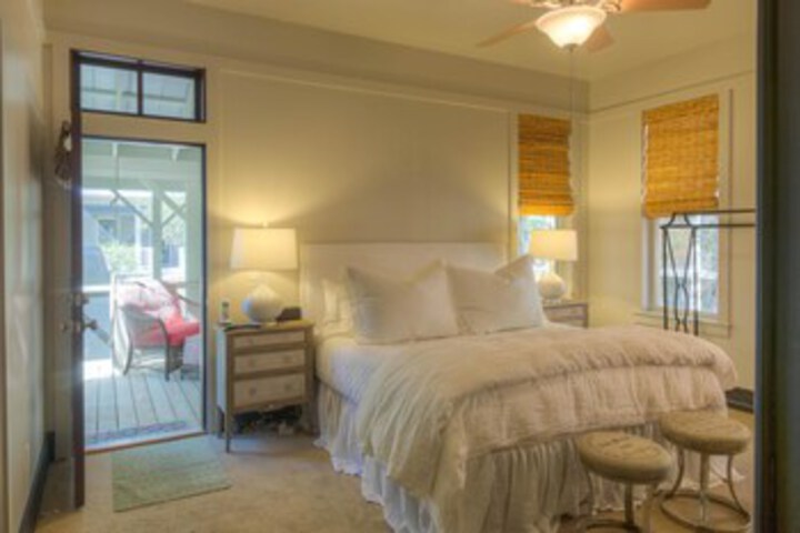 Room 16 of 23