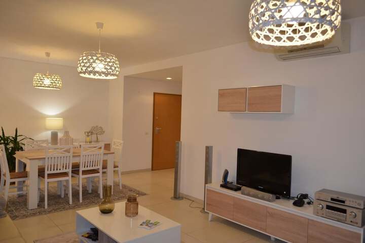 Room 5 of 19
