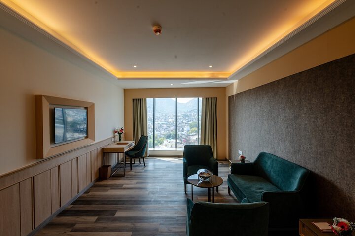 Room 20 of 39