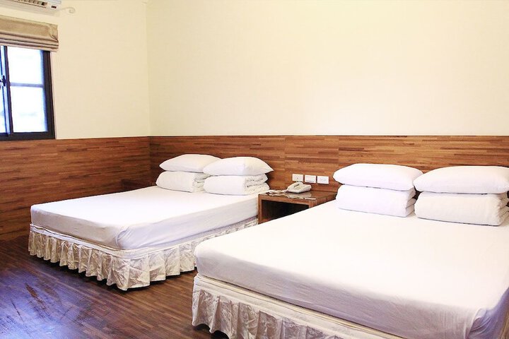 Room 5 of 38