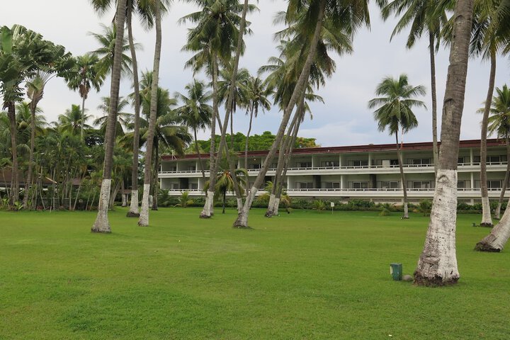 Hotel Exterior 68 of 79