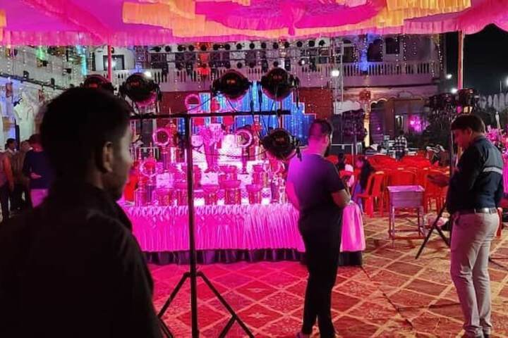 Ballroom/Hall 22 of 50