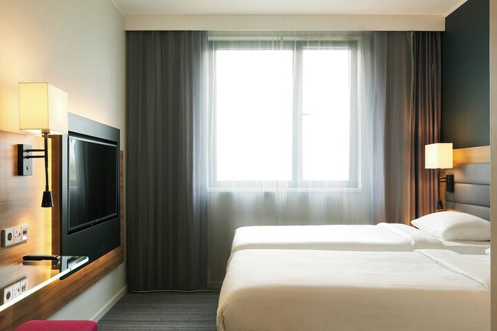 Room 26 of 47