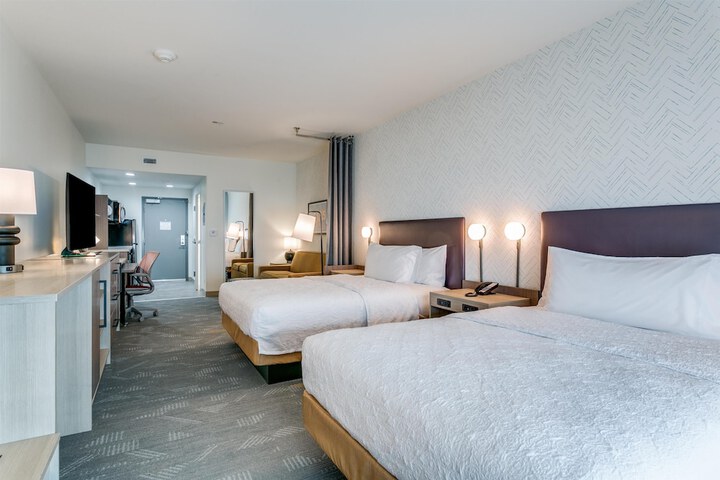 Room 5 of 23