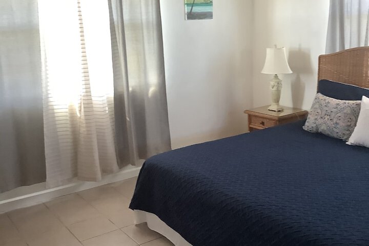 Room 2 of 51