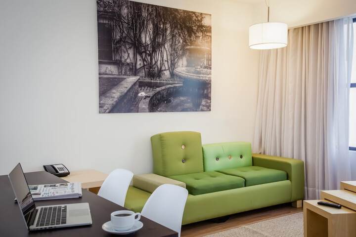 Room 14 of 53