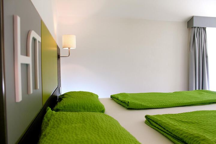 Room 21 of 58