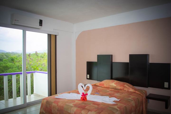 Room 16 of 131