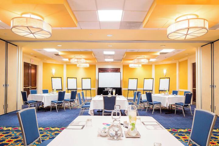 Meeting facility