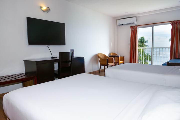 Room 42 of 130