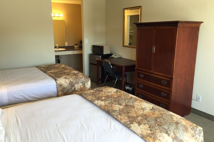 Room 6 of 47