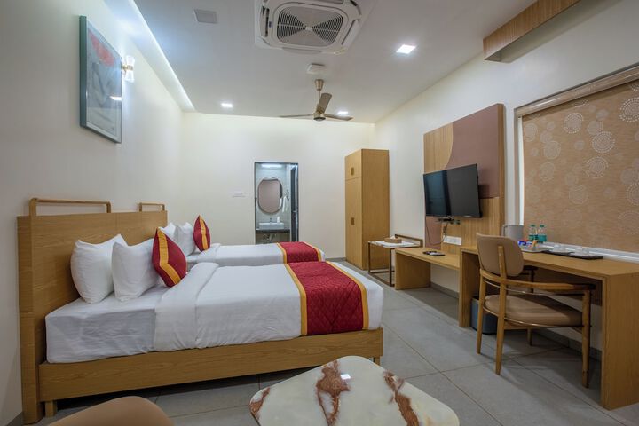 Room 4 of 69