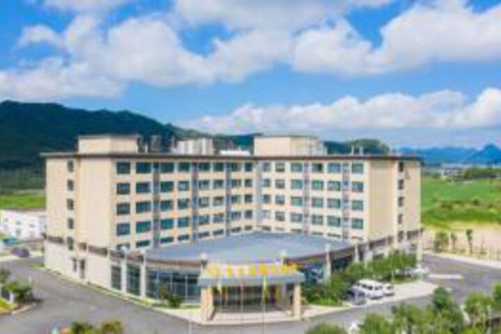General 4 of 23