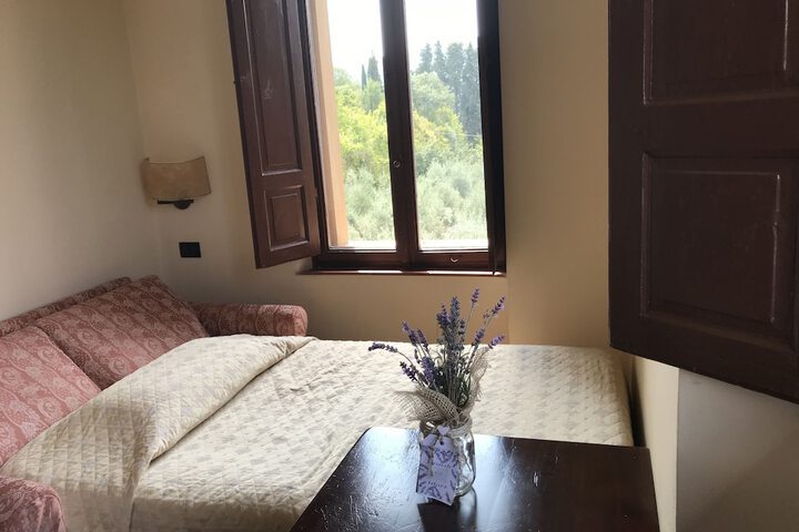 Room 16 of 66