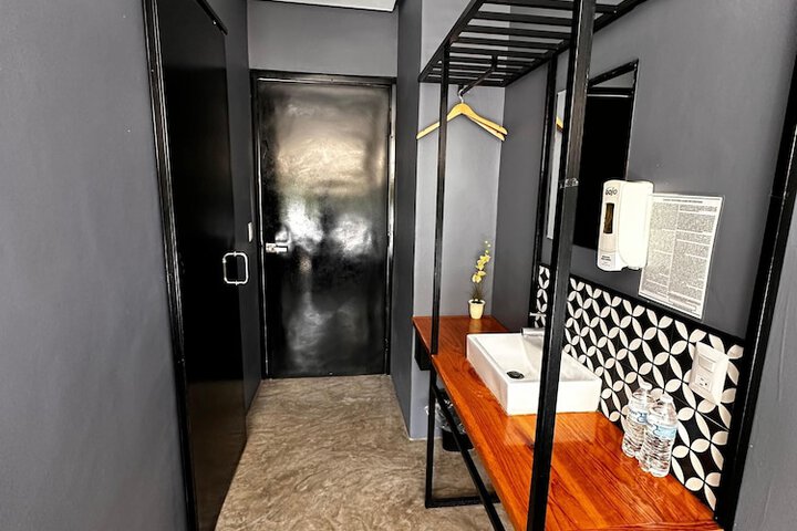 Room 19 of 22