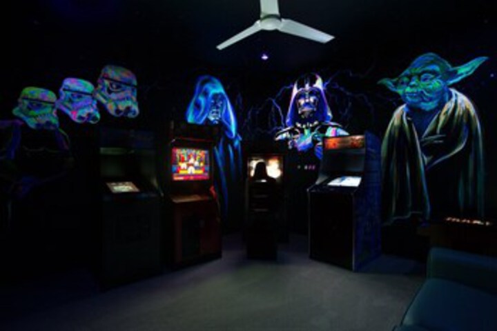 Room 17 of 36