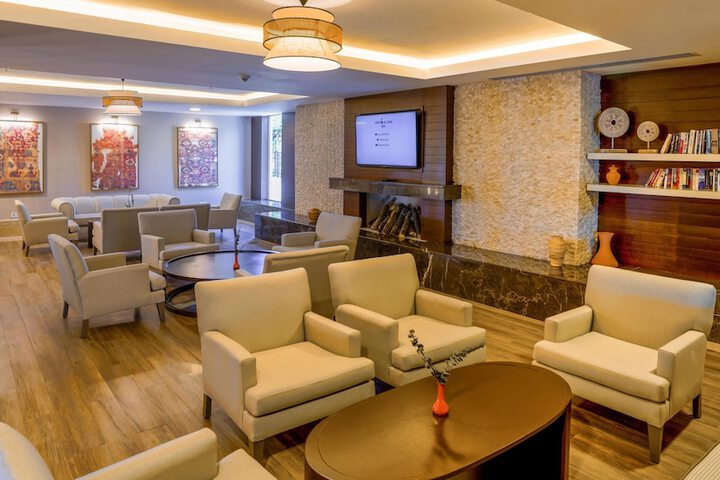 Hotel Interior 27 of 139