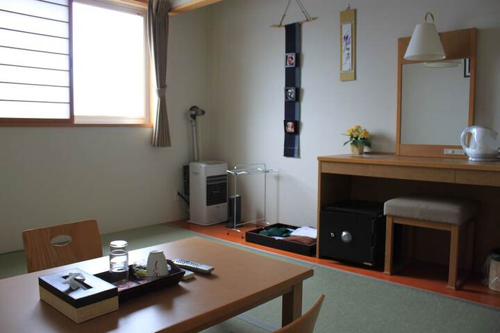 Room 14 of 46