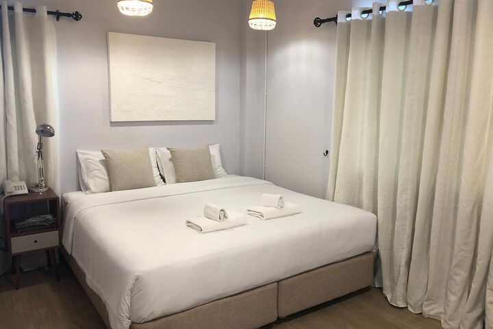 Room 7 of 49