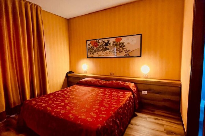 Room 17 of 57