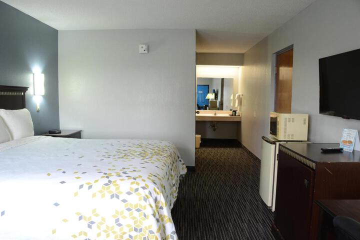 Double Room 2 Queen Beds (4 of 6)
