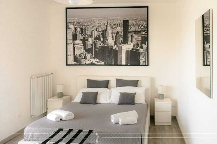 Room 3 of 17