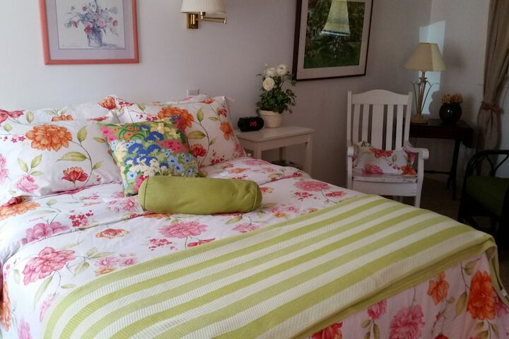 Classic Room 1 Queen Bed Ground Floor (6 of 7)