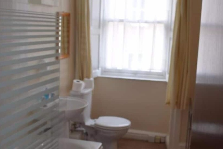 Room 17 of 26