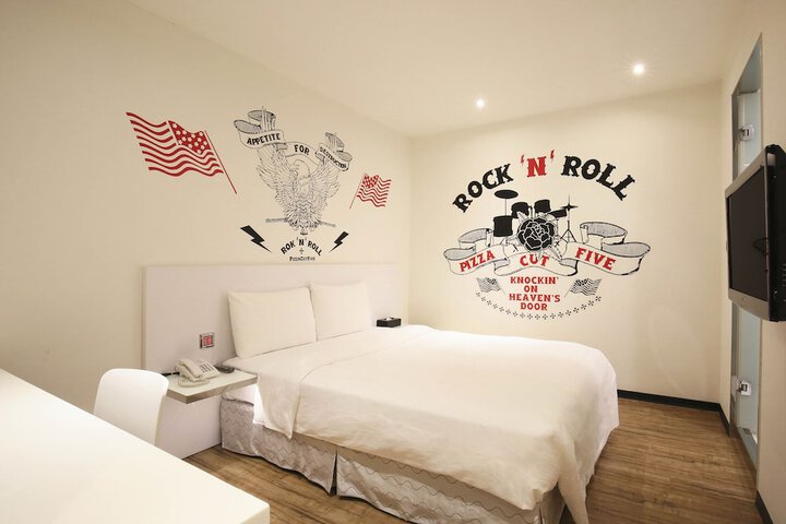 Room 26 of 51