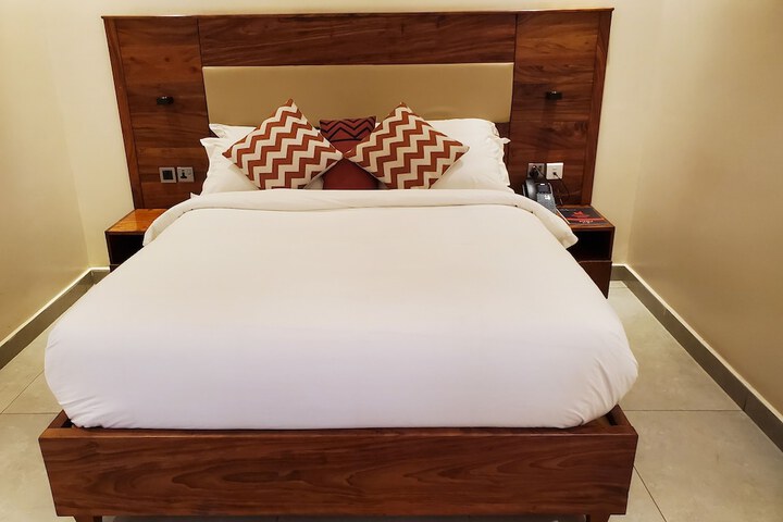 Room 7 of 52