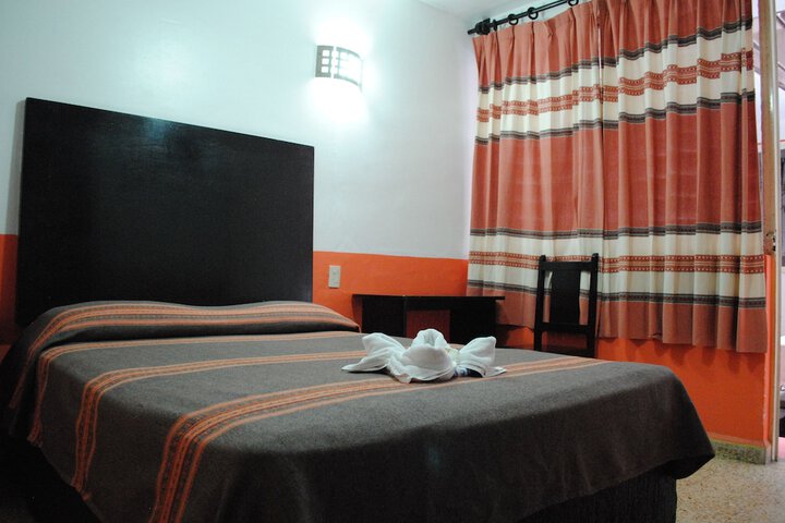 Room 10 of 26