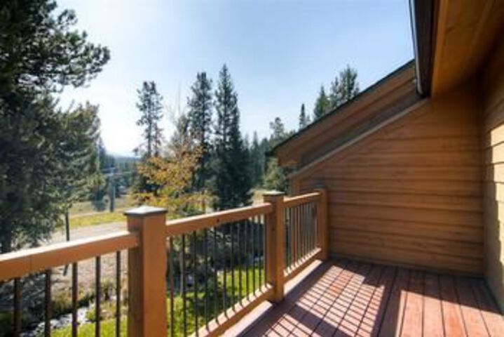 Sundeck 23 of 23