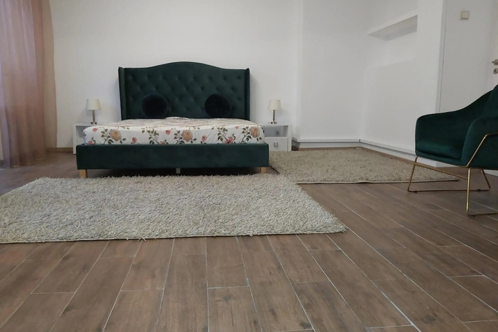 Room 3 of 12