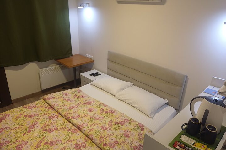 Room 21 of 125