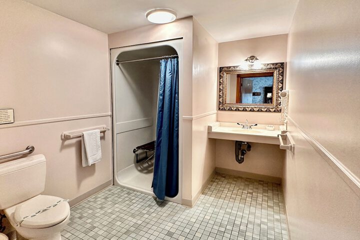 Room 74 of 100