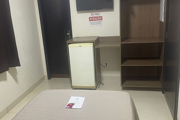 Room 15 of 62