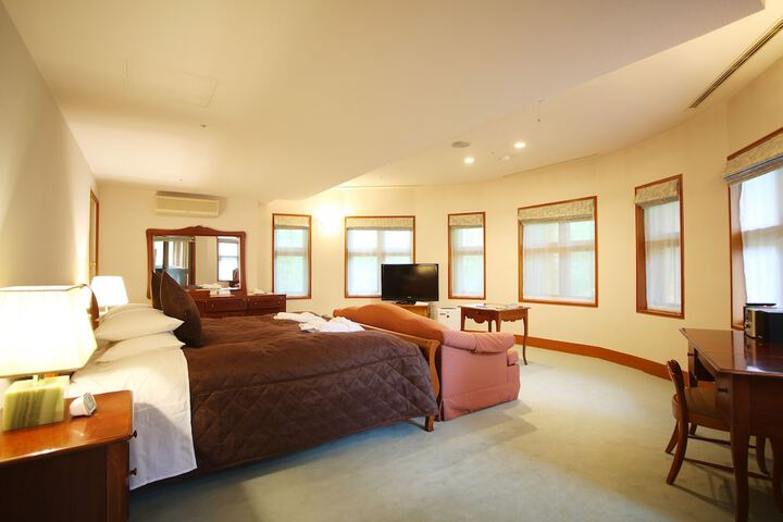 Room 17 of 113