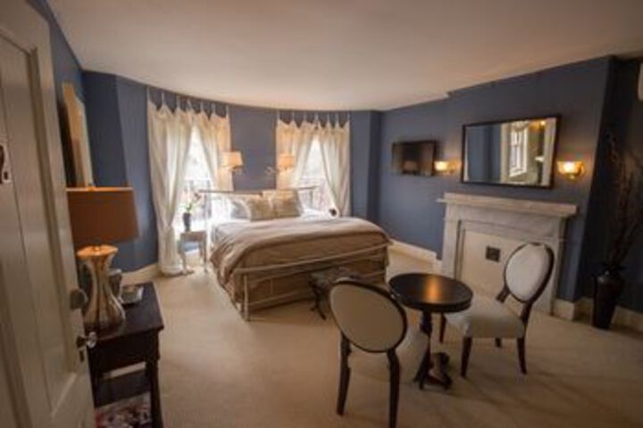 Room 21 of 37
