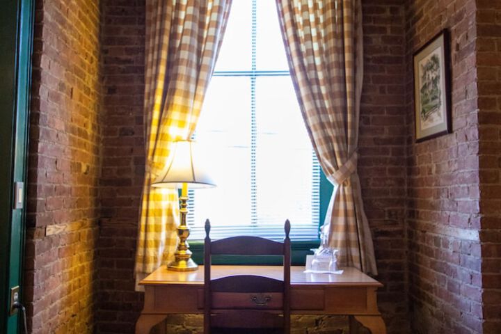 Room 8 of 56