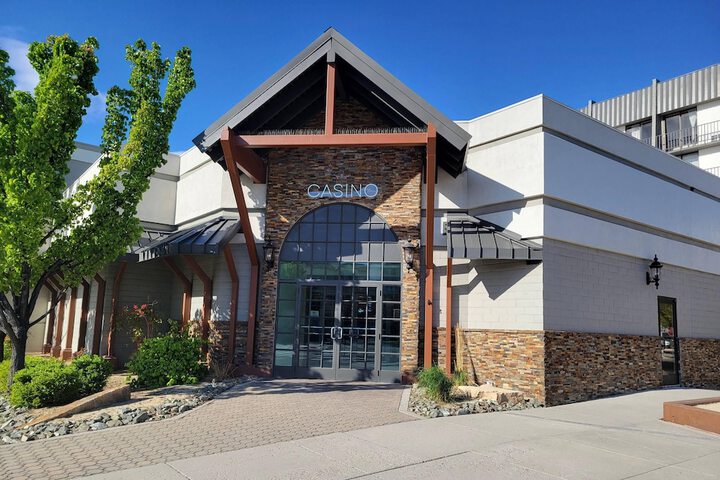 Entertainment 42 of 62