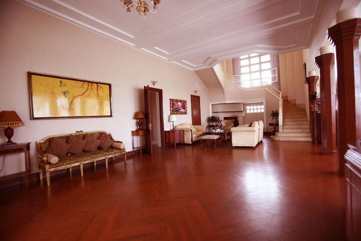 Lobby Photos