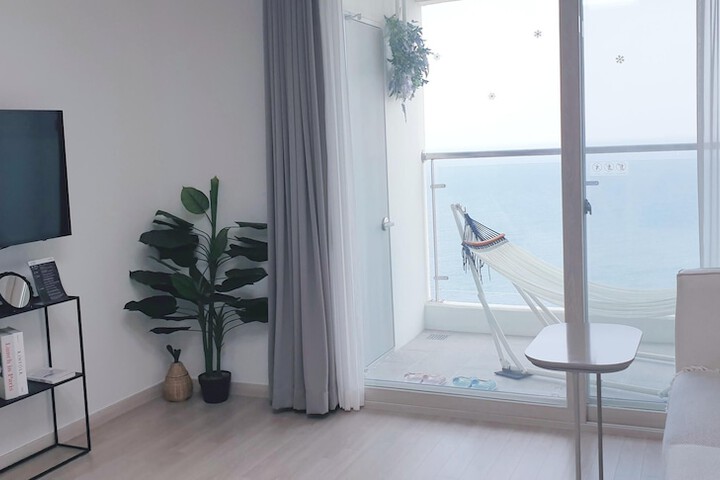 Room 291 of 640