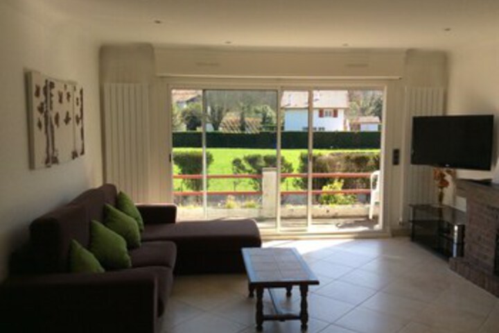 Room 8 of 22