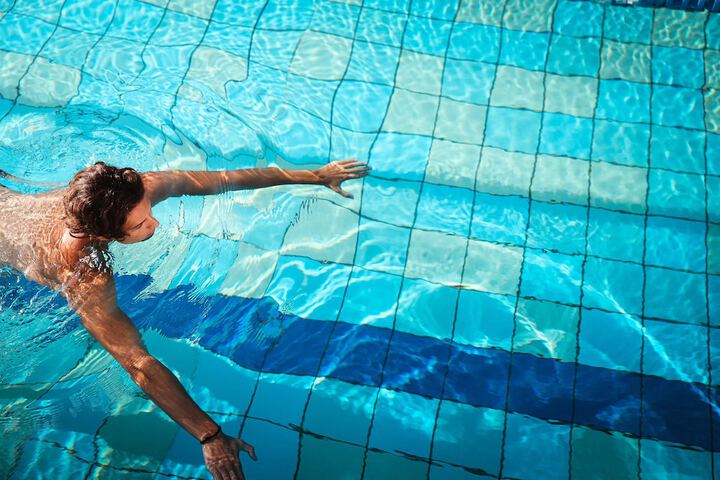 Pool 72 of 165