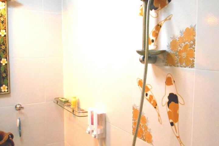 Room 14 of 28